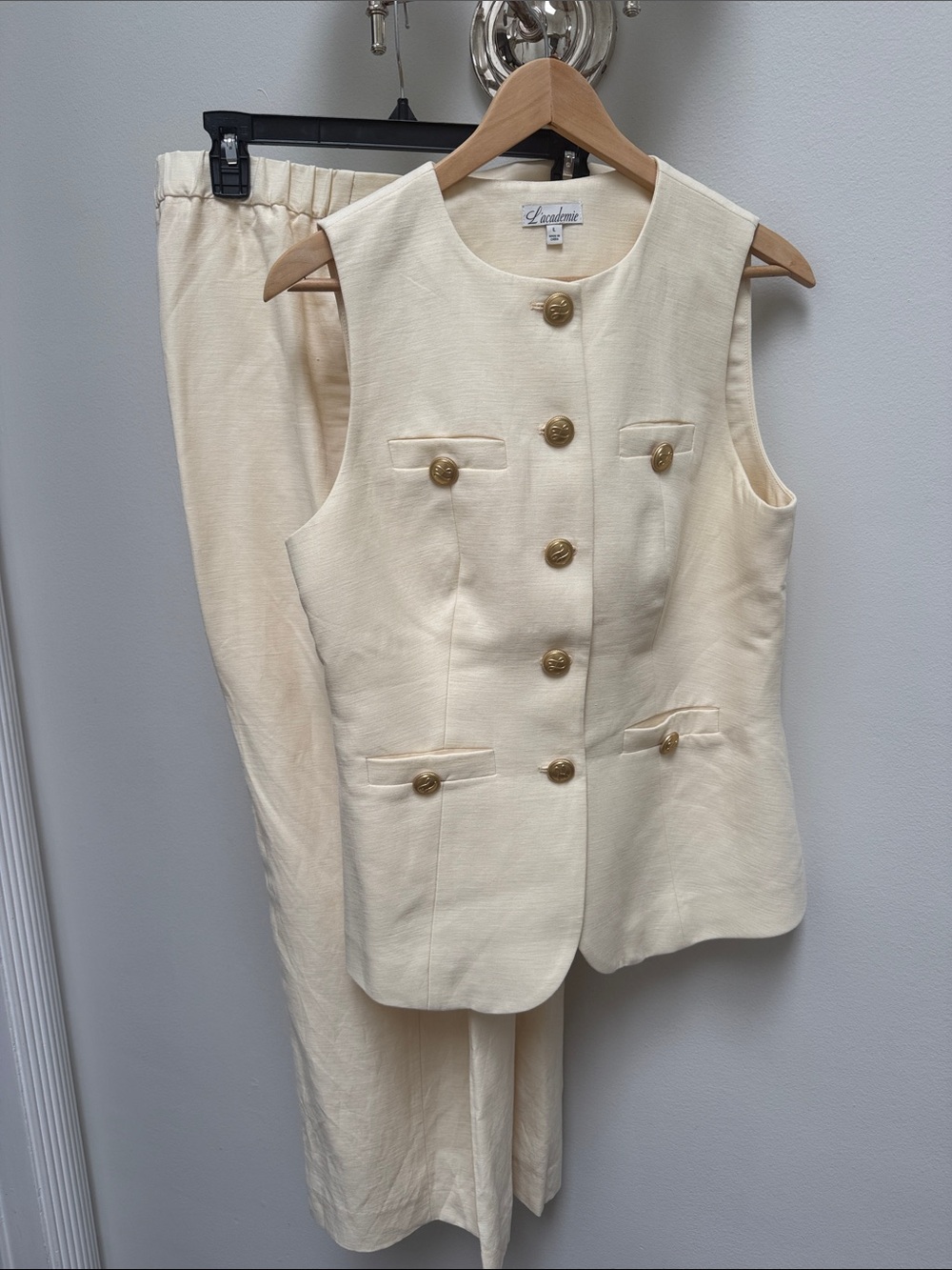 L’Academie vest and pant set